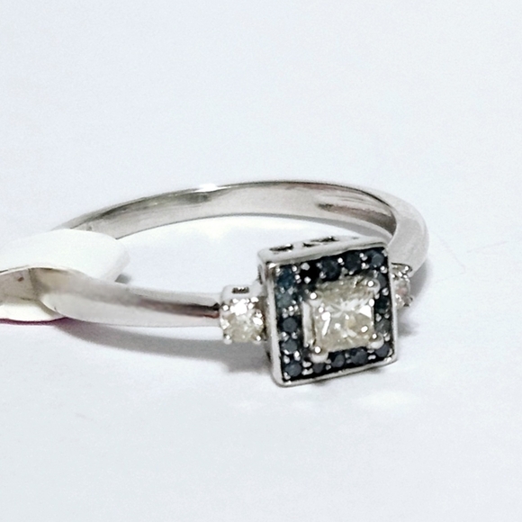 Blue & White Diamonds 10K Gold Princess Ring Certificate - Picture 15 of 15